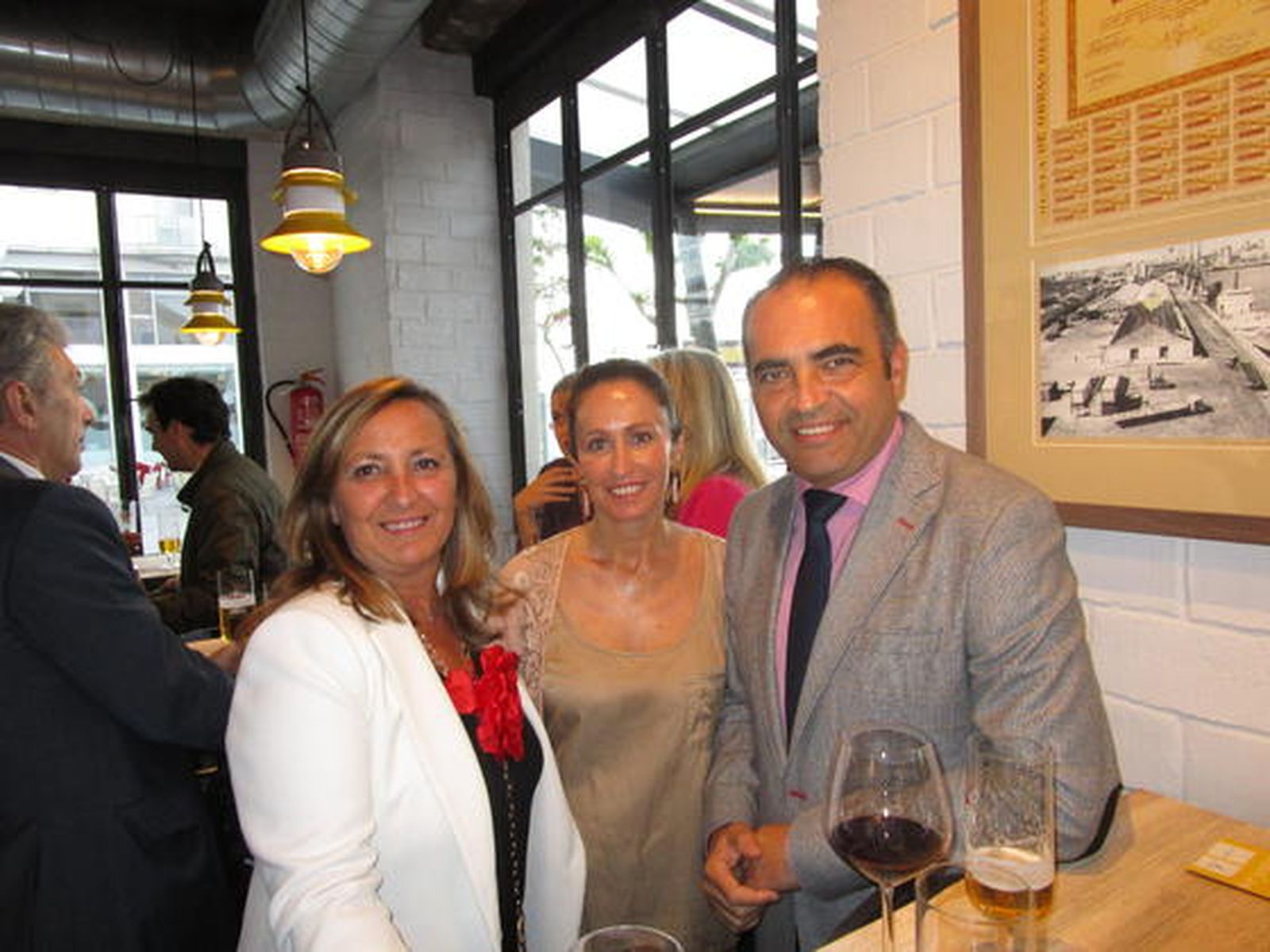 Carmen de Lara, Xenia Casanova y Manolo Cotorruelo.

Foto: Ignacio Casas de Ciria