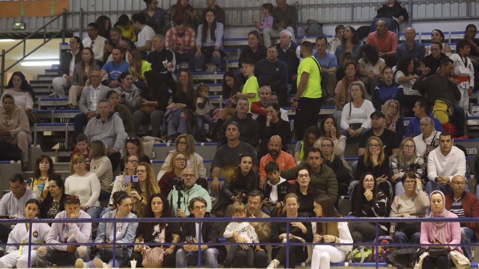 Jornada de torneo base de taekwondo olímpico