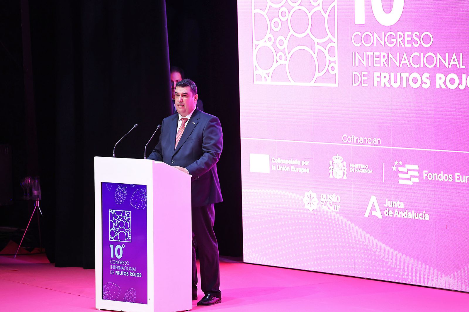 Imágenes de la inauguración del X Congreso de Frutos Rojos de Huelva