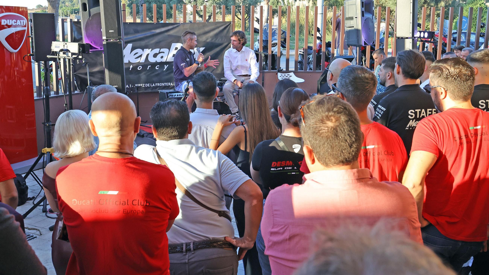 Concesionario Ducati y Alvaro Bautista 05.jpg