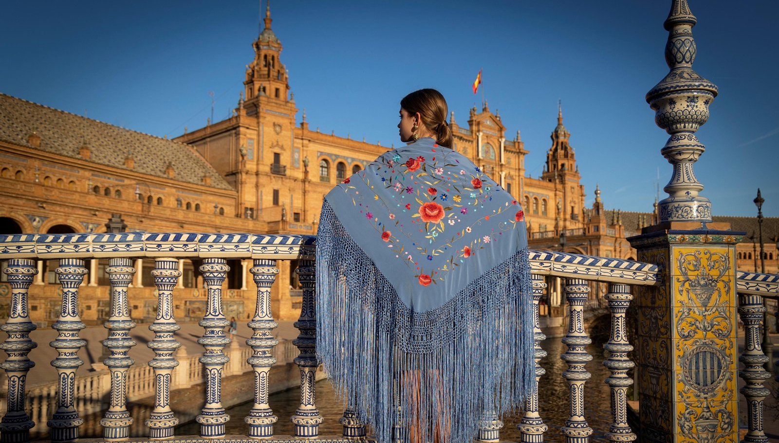 Regalamos un mantón bordado de Foronda entre nuestros lectores