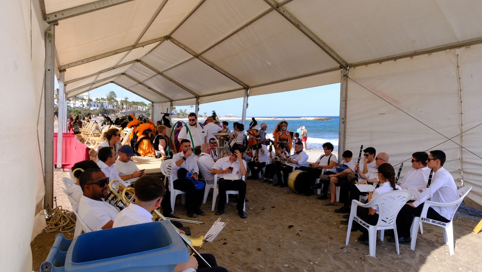 Moros y Cristianos de Mojácar en la Playa del Lance, en imágenes