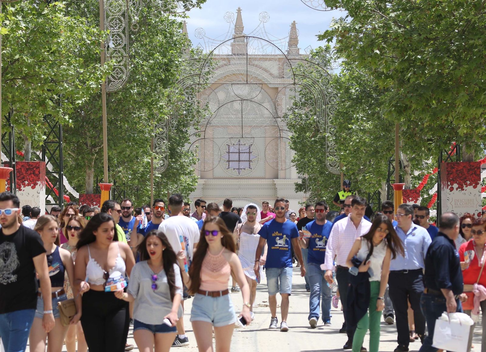 Las casetas tradicionales tendrán que poner sevillanas en el Corpus