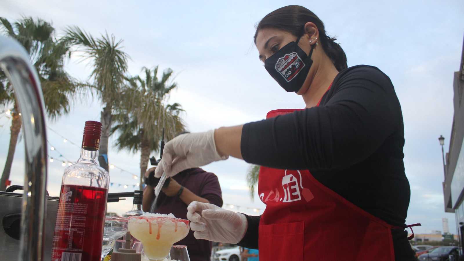 Acto que se llevó a cabo en Bahía Sur para seleccionar los premios de las mejorass tapas y cócteles de Halloween.