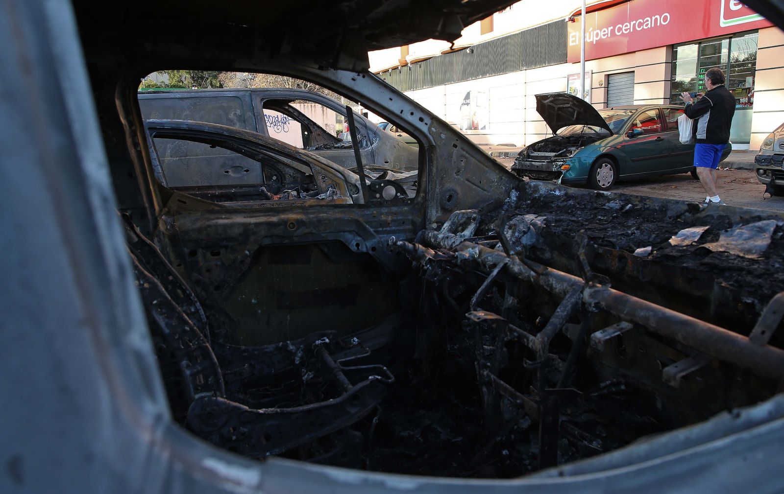 Fotos de los coches calcinados en San José Artesano