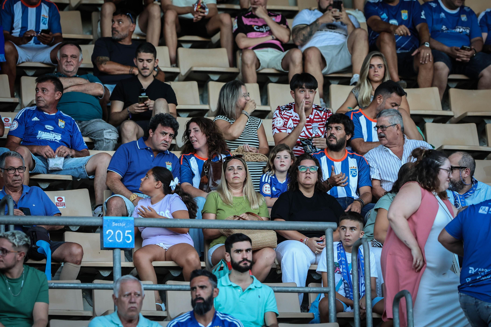 Búscate en el partido del Xerez CD - Lucena