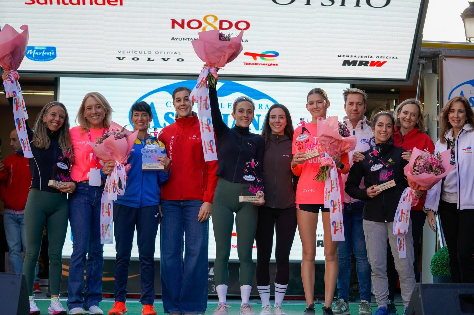 Las fotos de la Carrera de la Mujer en Sevilla
