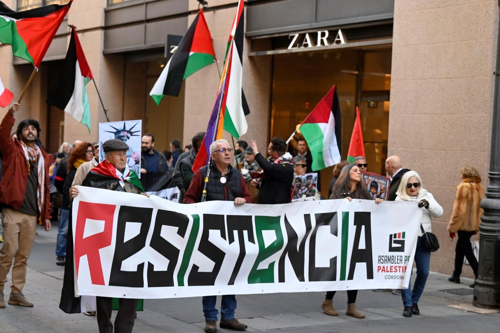 Las imágenes de la manifestación de las iniciativas de solidaridad con Palestina en Córdoba