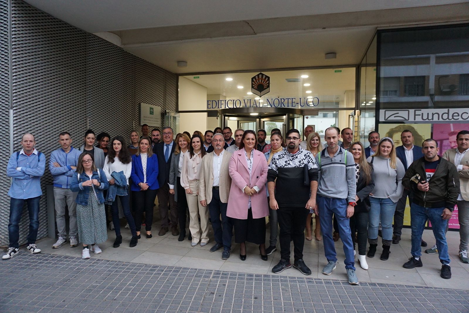 Grupo de instituciones, entidades, empresas y beneficiarios de Fundecor.