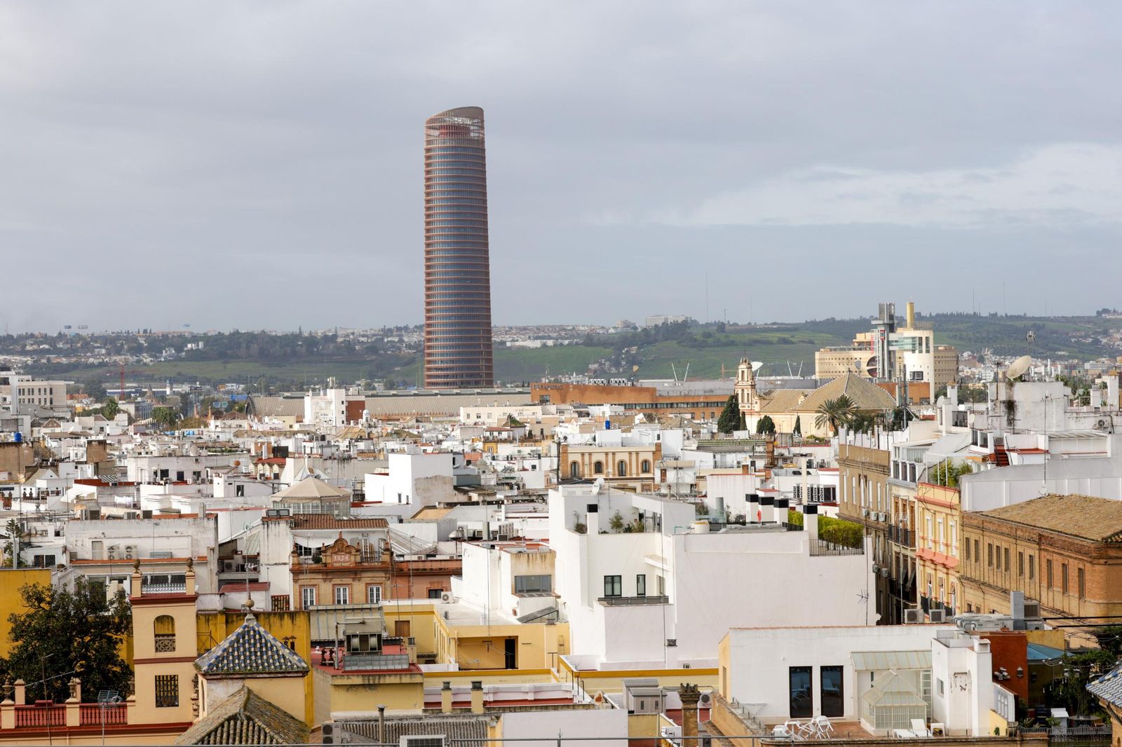 Las imágenes de la visita a las cubiertas de la Iglesia de la Anunciación
