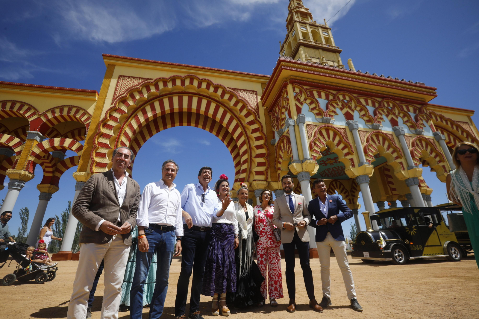La visita de Juan Marín a la Feria de Córdoba, en imágenes.