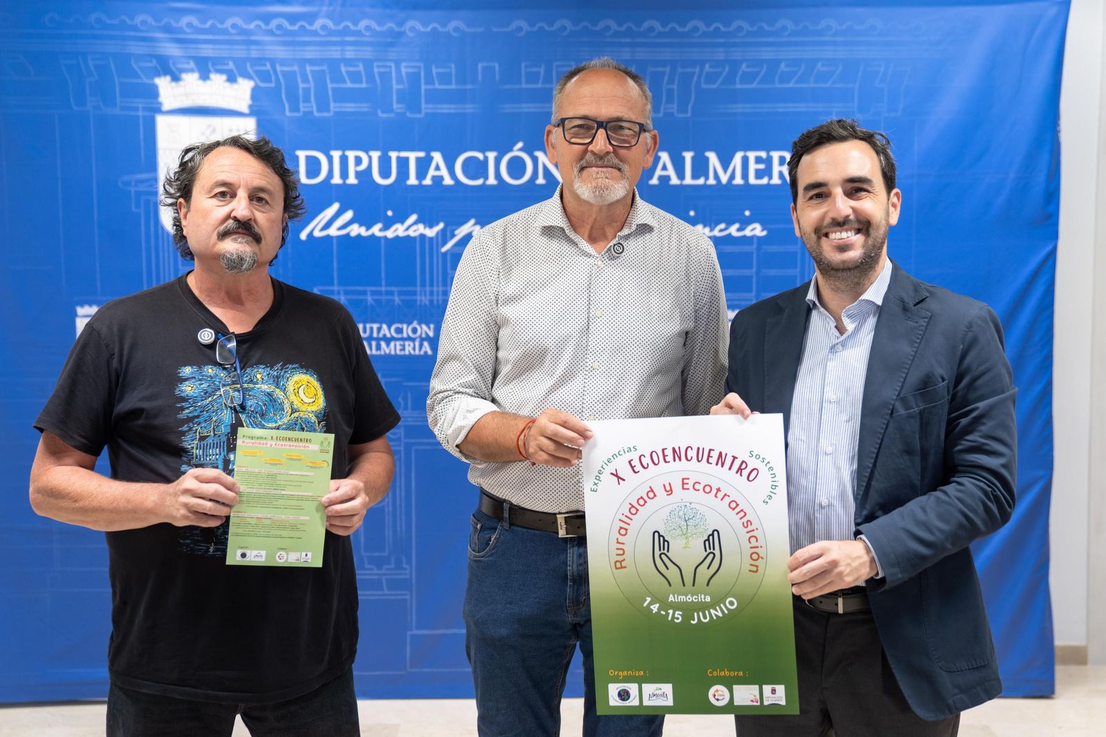 Francisco García, Francisco García y Carlos Sánchez presentando el Ecoencuentro.