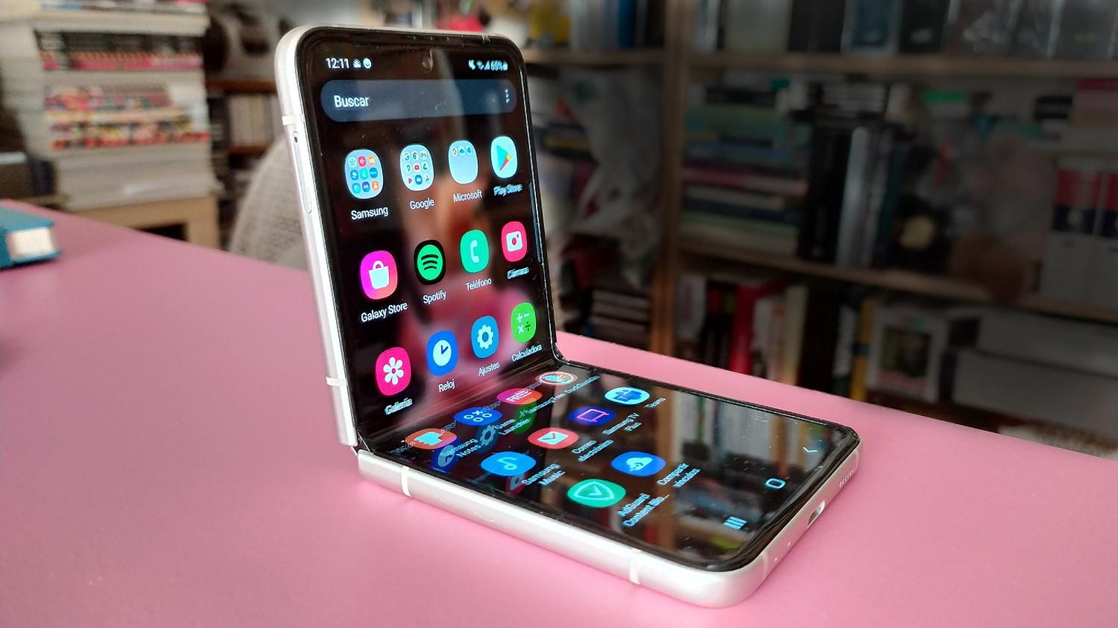 Samsung Galaxy Z Flip3