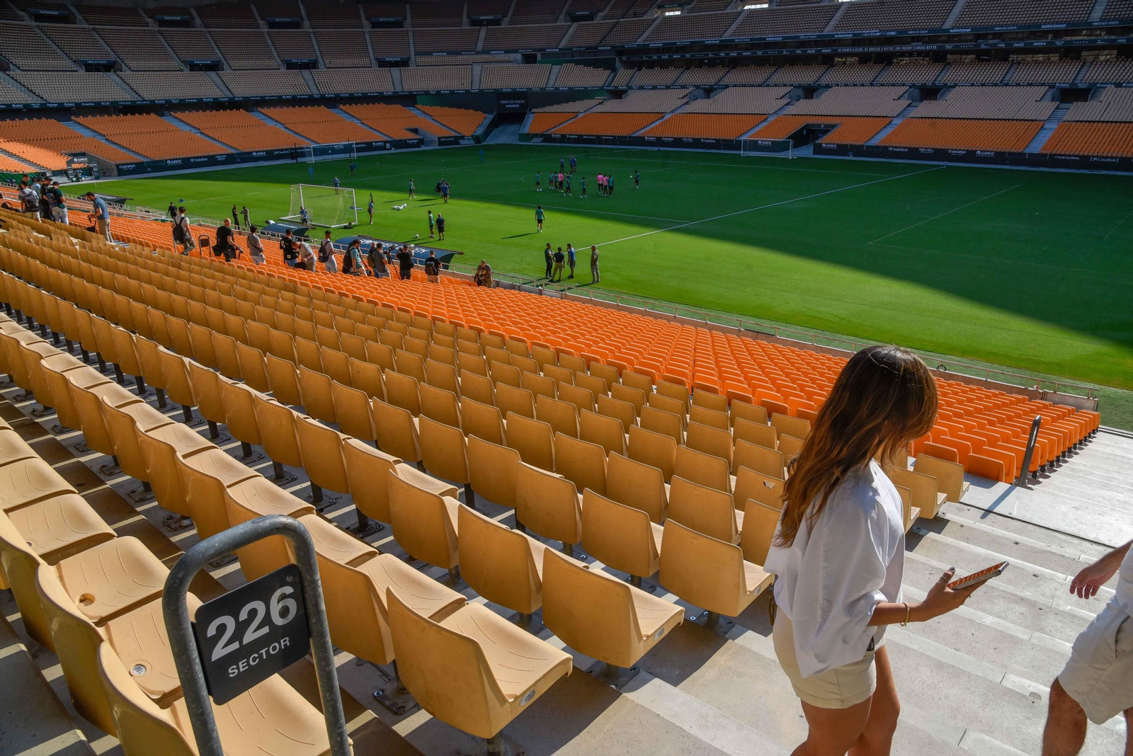 Todo preparado en La Cartuja para ser la "casa" del Betis.