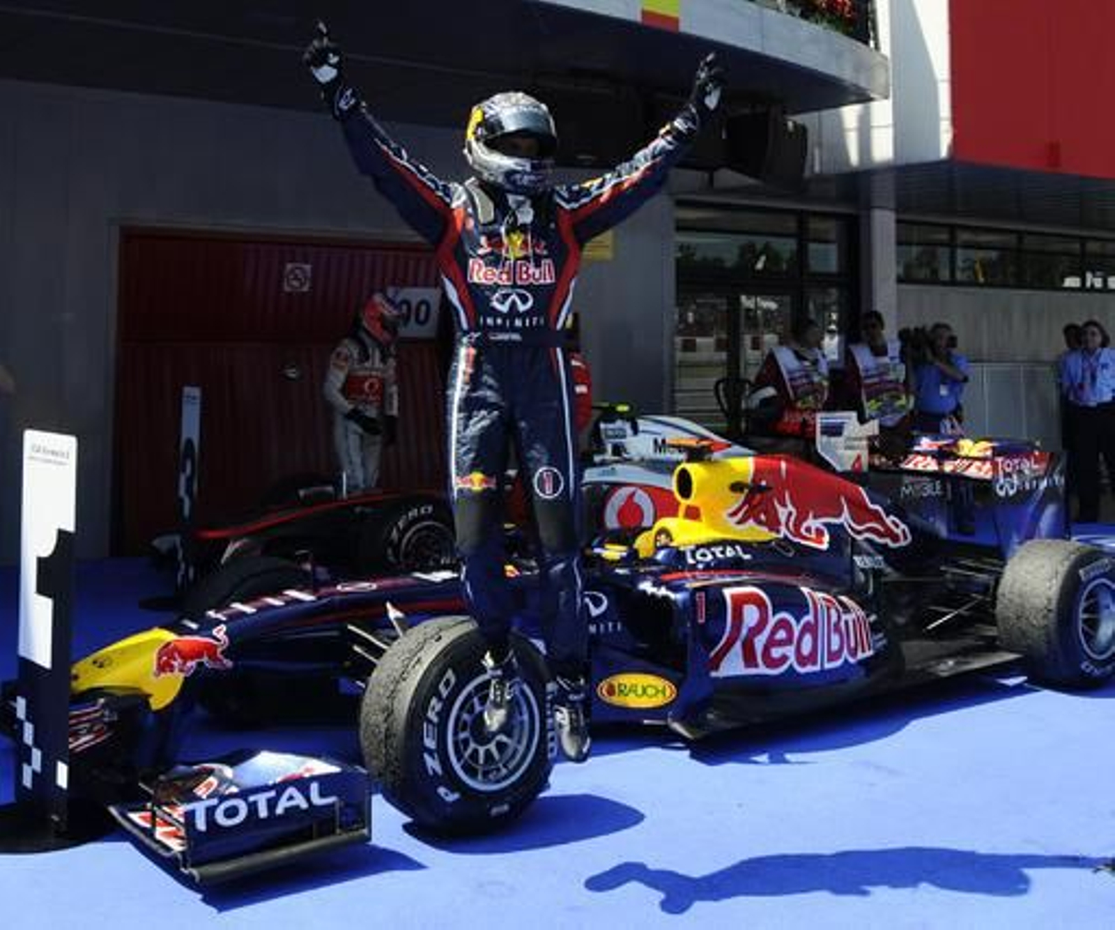 Vettel vuelve a ganar en Montmeló. Alonso acaba quinto.

Foto: AFP