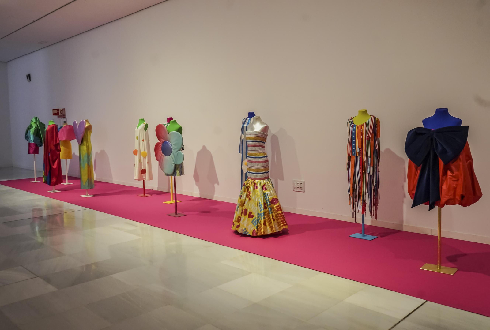 Agatha Ruiz de la Prada expone en Granada una retrospectiva de sus últimos 35 años de carrera, en imágenes