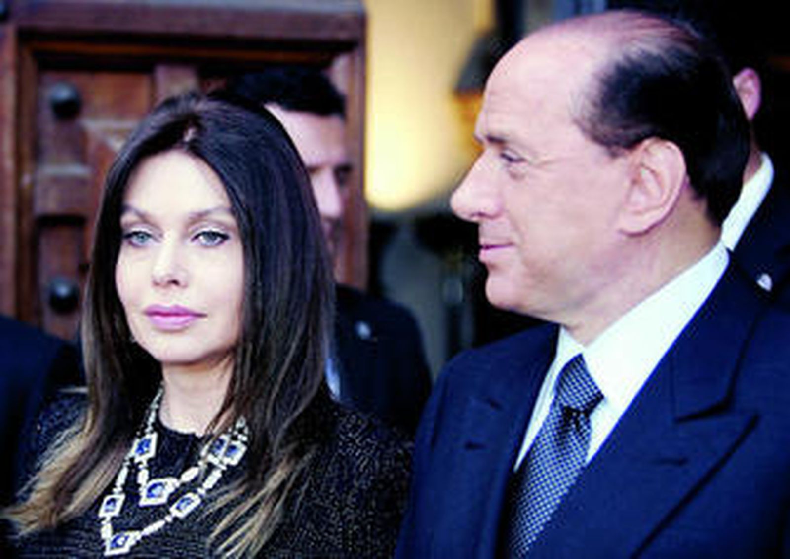 Silvio Berlusconi, junto a su esposa, Verónica Lario.
