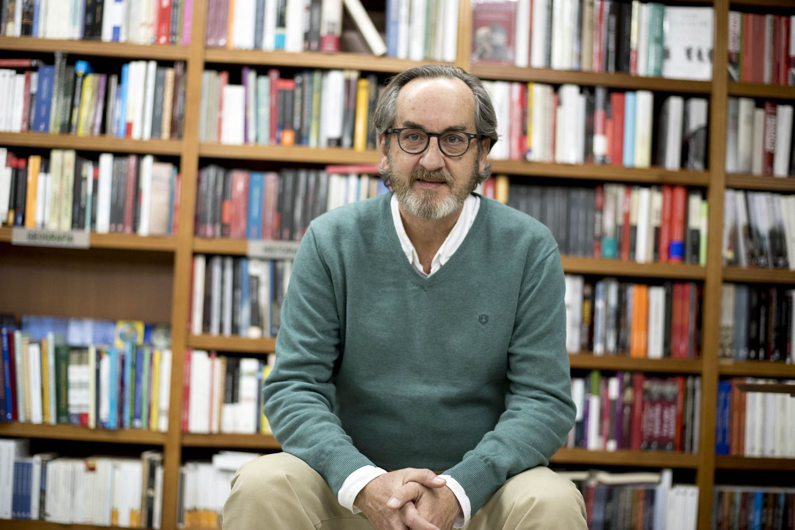Javier Bozalongo presenta libro en la Biblioteca de Andalucía
