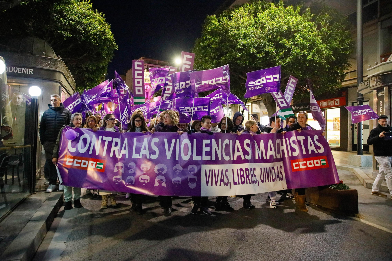 Galería de imágenes por el día de la mujer en Almería