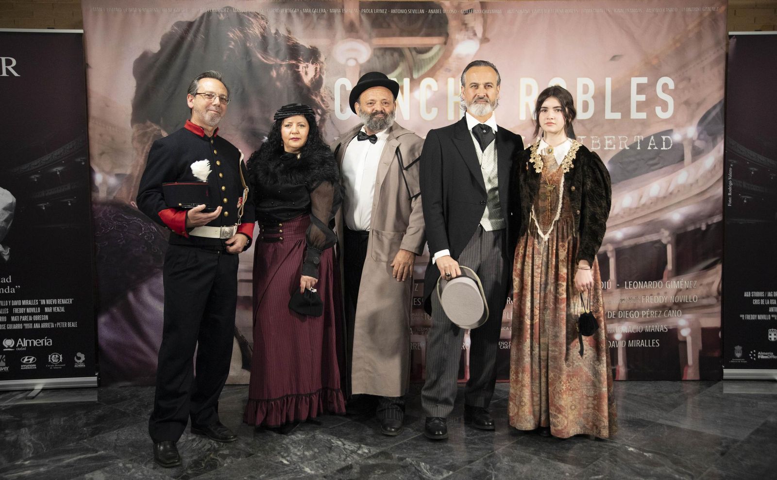 El estreno en Almería del largometraje documental "Concha Robles", en imágenes