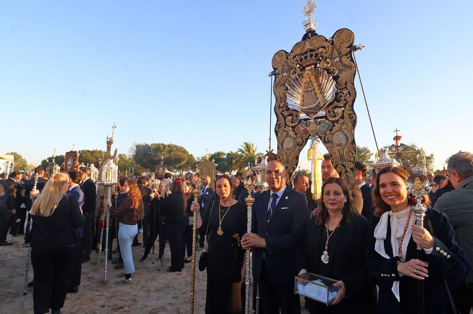 Imágenes del Rosario Jubilar Extraordinario de El Rocío 2025