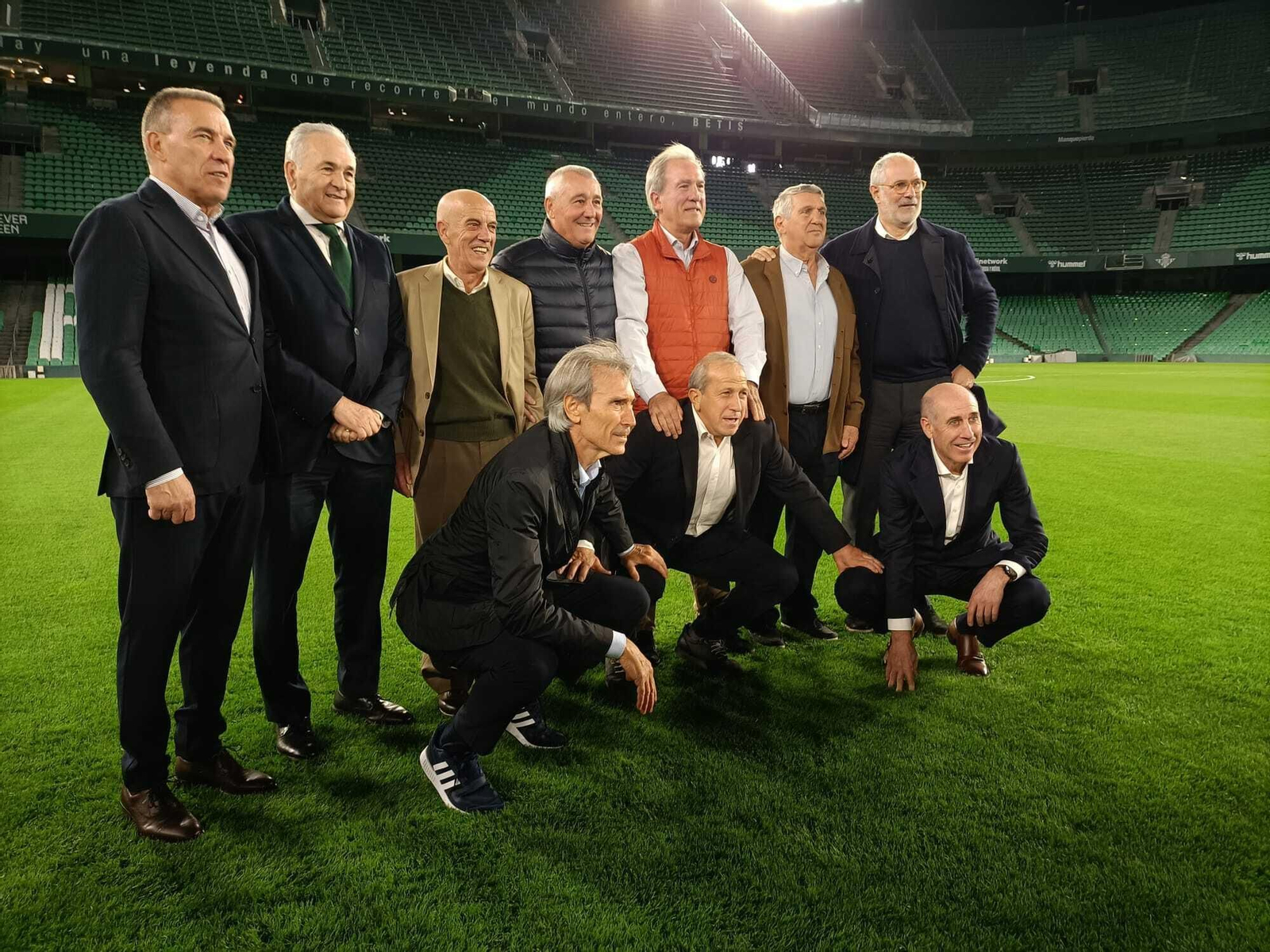 Las fotos de los héroes del 12-1 a Malta en el Benito Villamarín