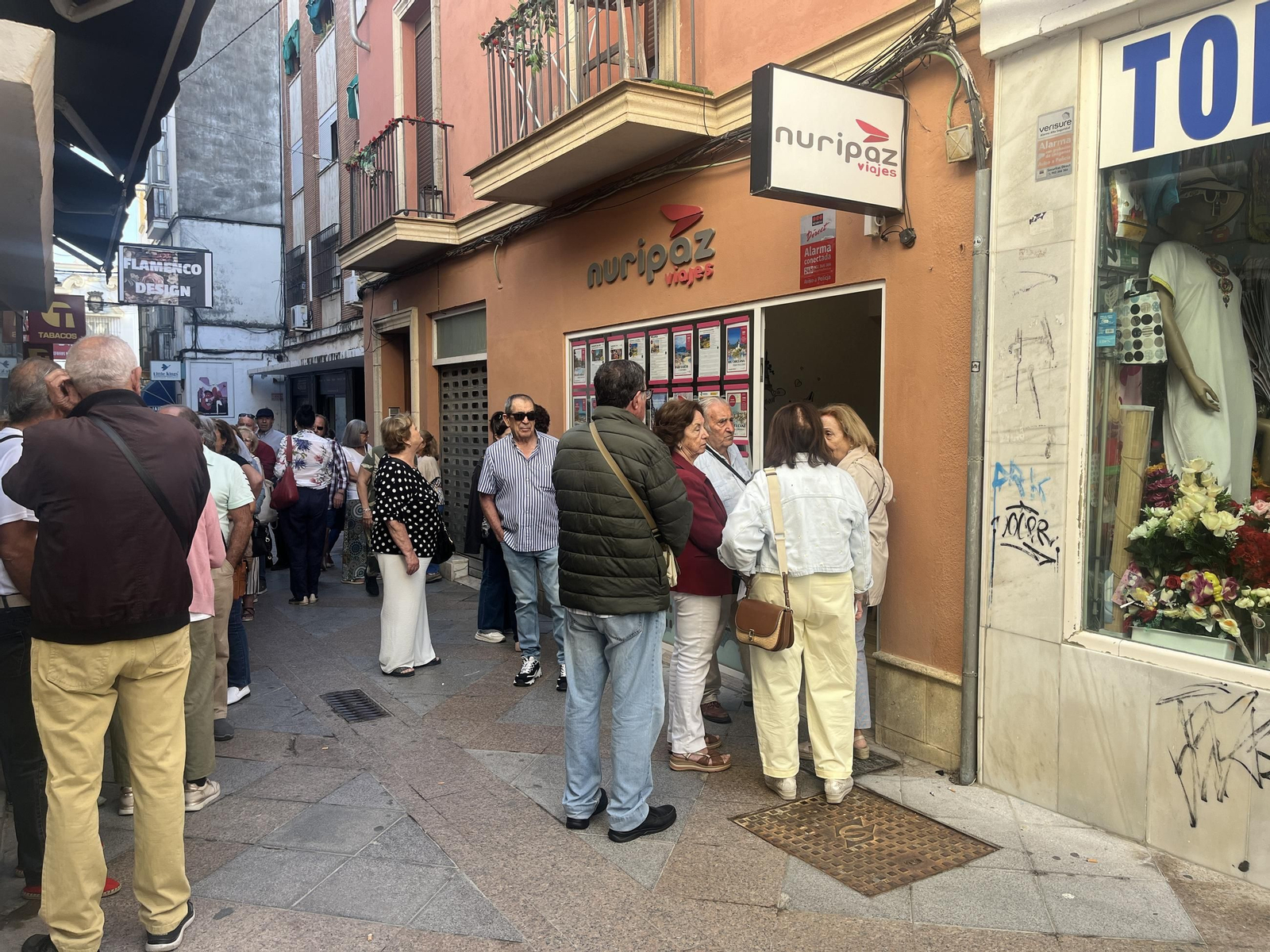 Una imagen de la agencia de viajes Nuripaz en la calle Évora.