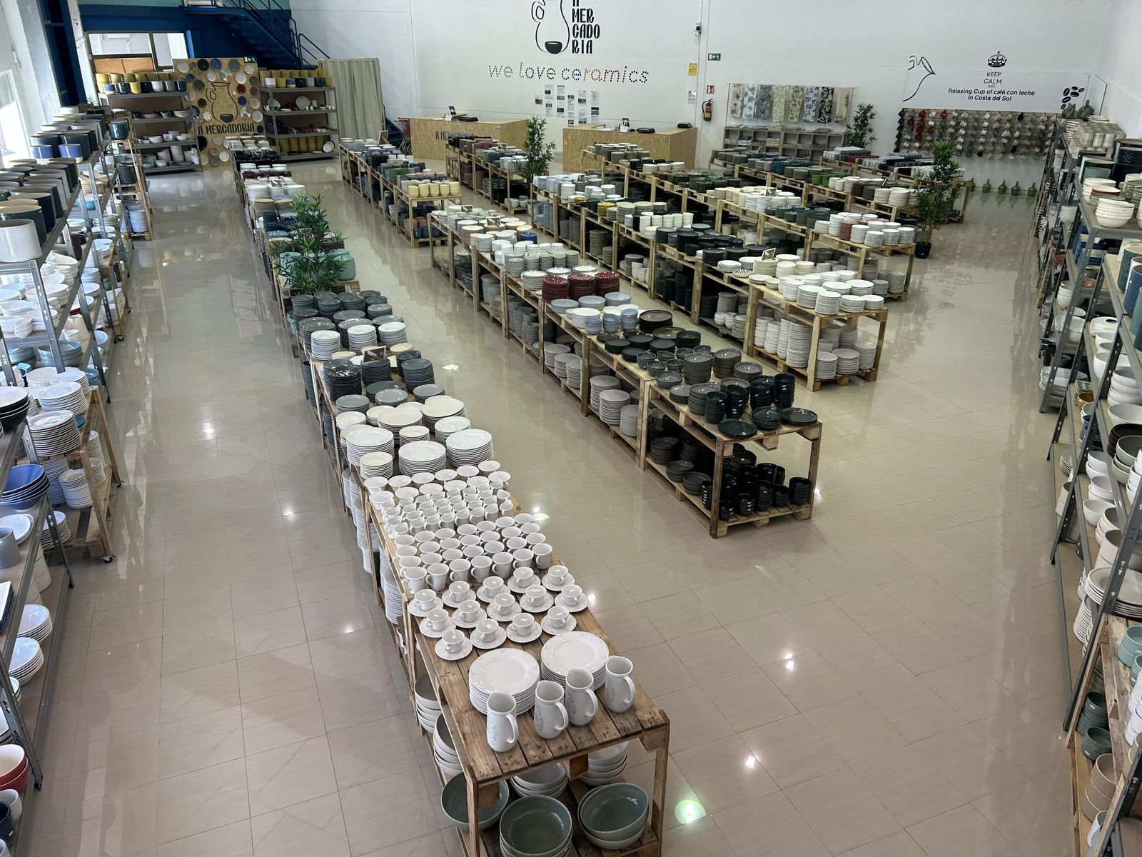 A Mercadoría, el Outlet de vajilla y cerámica “Made in Portugal” más grande de Andalucía está en  Málaga