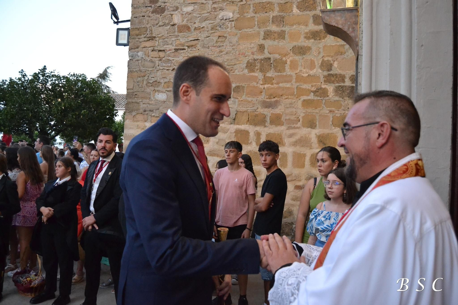 Arjona vive con devoción el día grande de su Fiestasantos, en imágenes