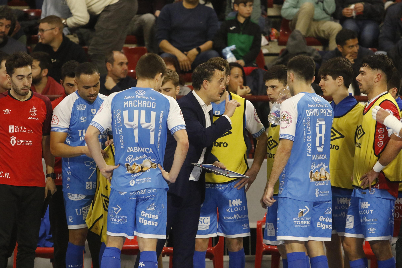 Las mejores fotos de la victoria del Córdoba Futsal ante el Noia