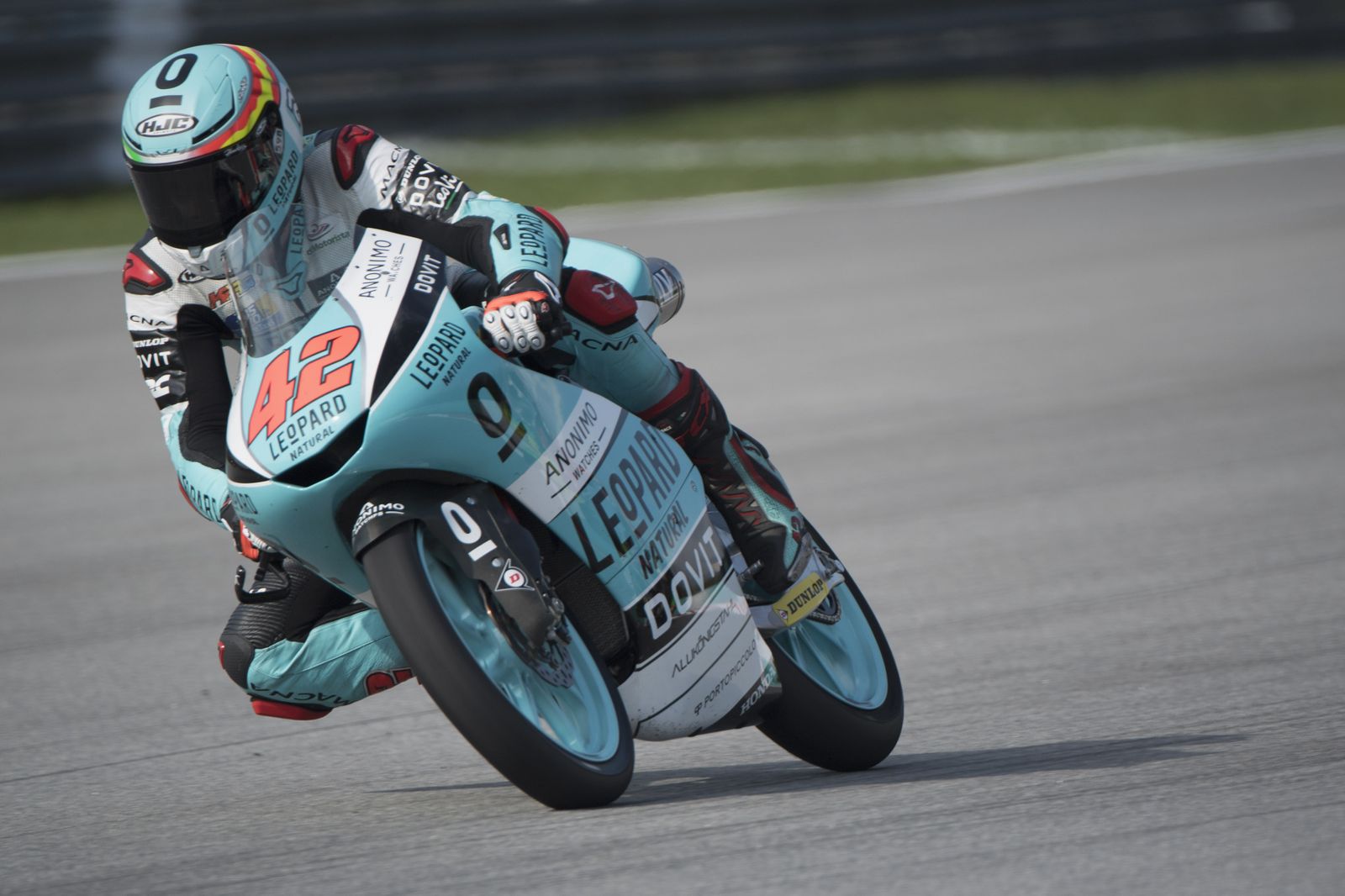 Marcos Ramírez buscará este sábado una buena posición en la parrilla de Moto3.