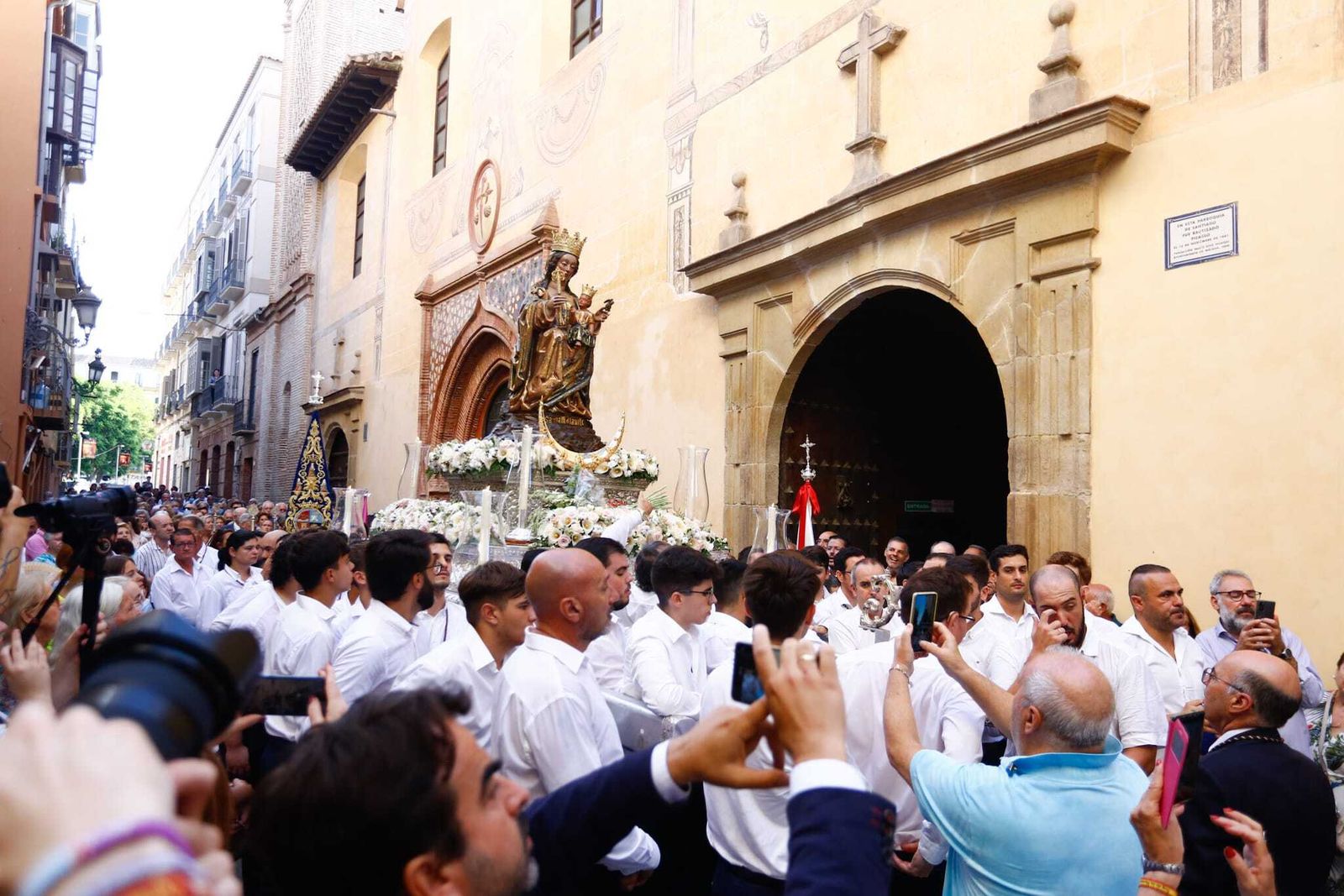 El traslado de la Virgen de la Victoria a la Catedral, en fotos
