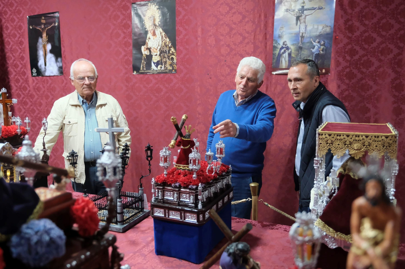 La Semana Santa en miniatura de la barriada de Levante en Córdoba, en imágenes