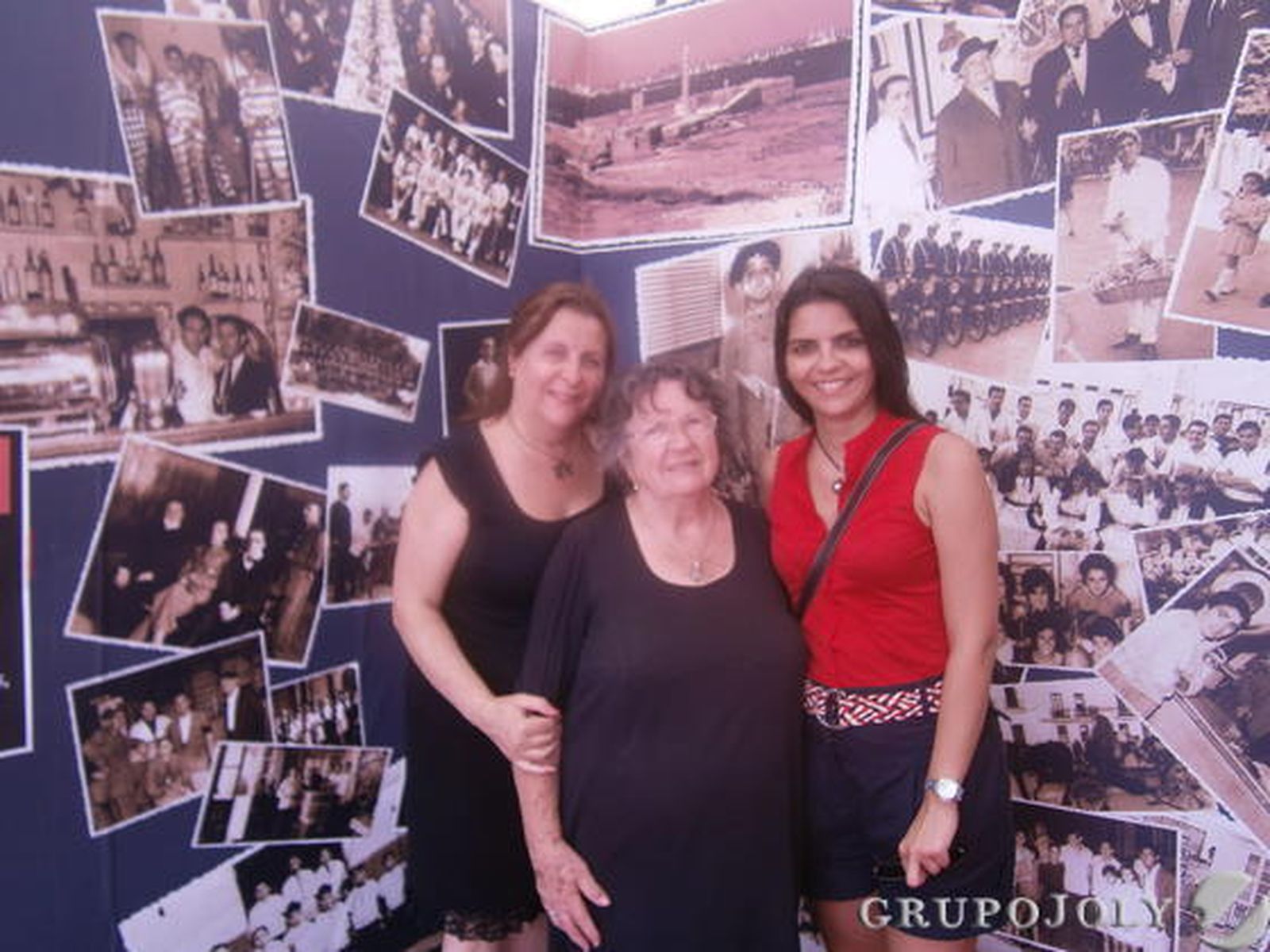 ¿Has pasado por el stand de Diario de Cádiz en la Gran Regata? ¡búscate en nuestra galería!