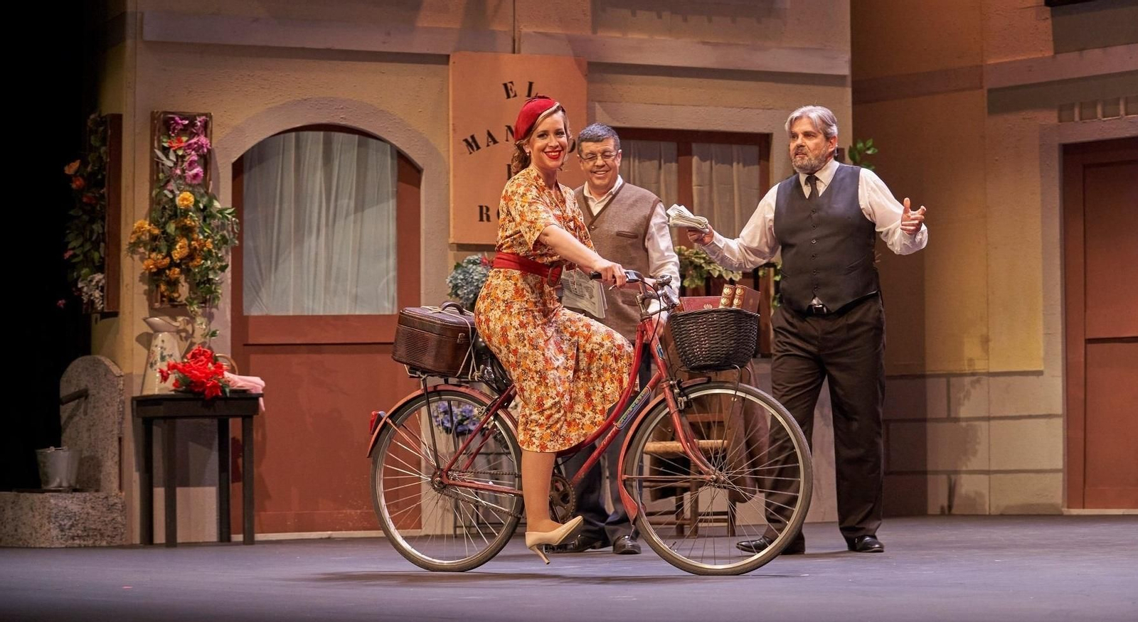 Una escena de 'La del manojo de rosas'.