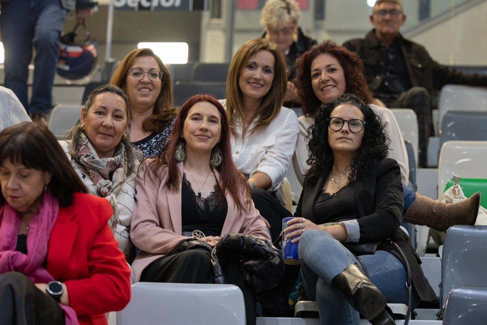 Así se disfruta en Jaén del concierto de Raphael, "Raphaelísimo"