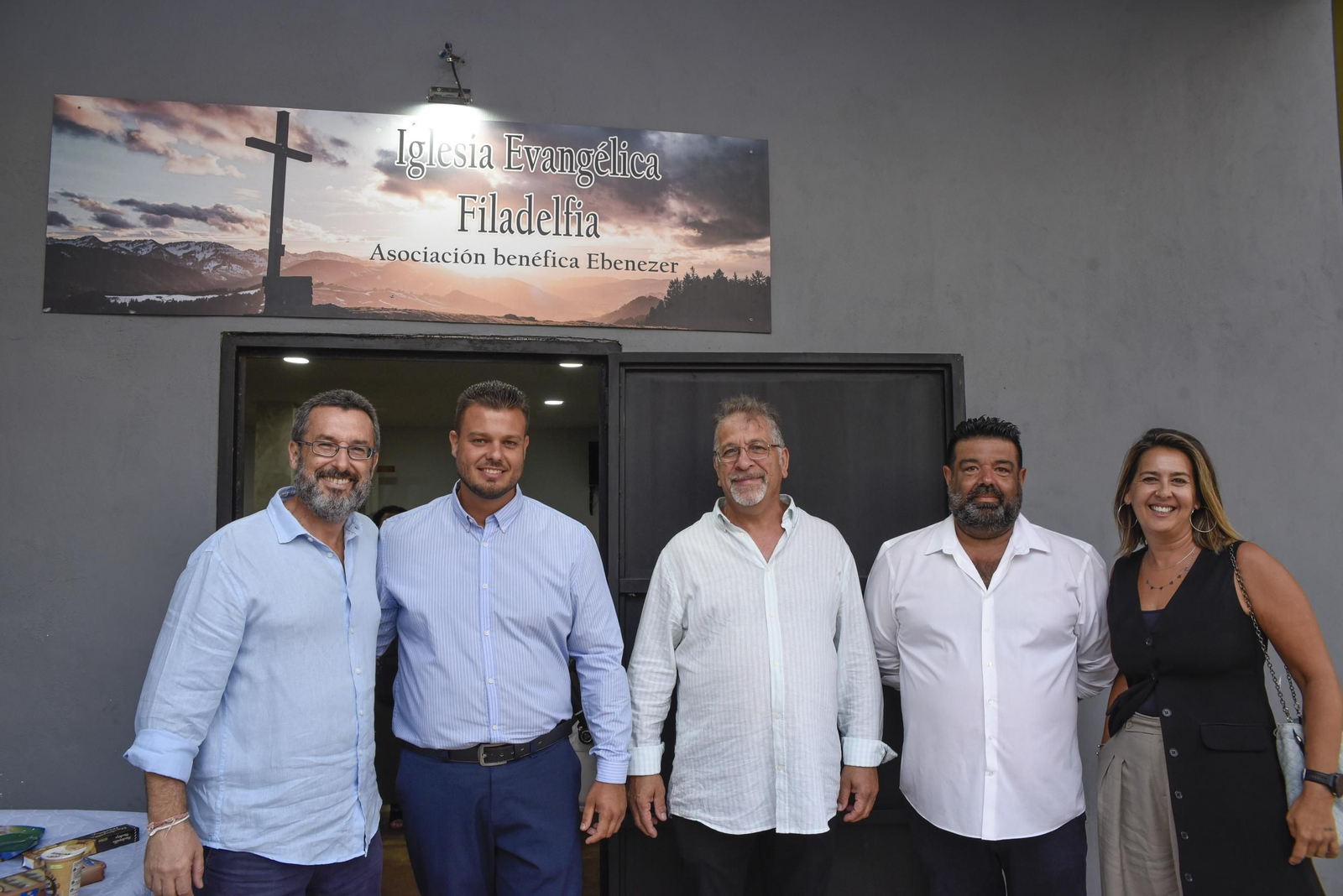 Las fotos de la misa cantada de la iglesia evangélica Ebenezer de La Línea