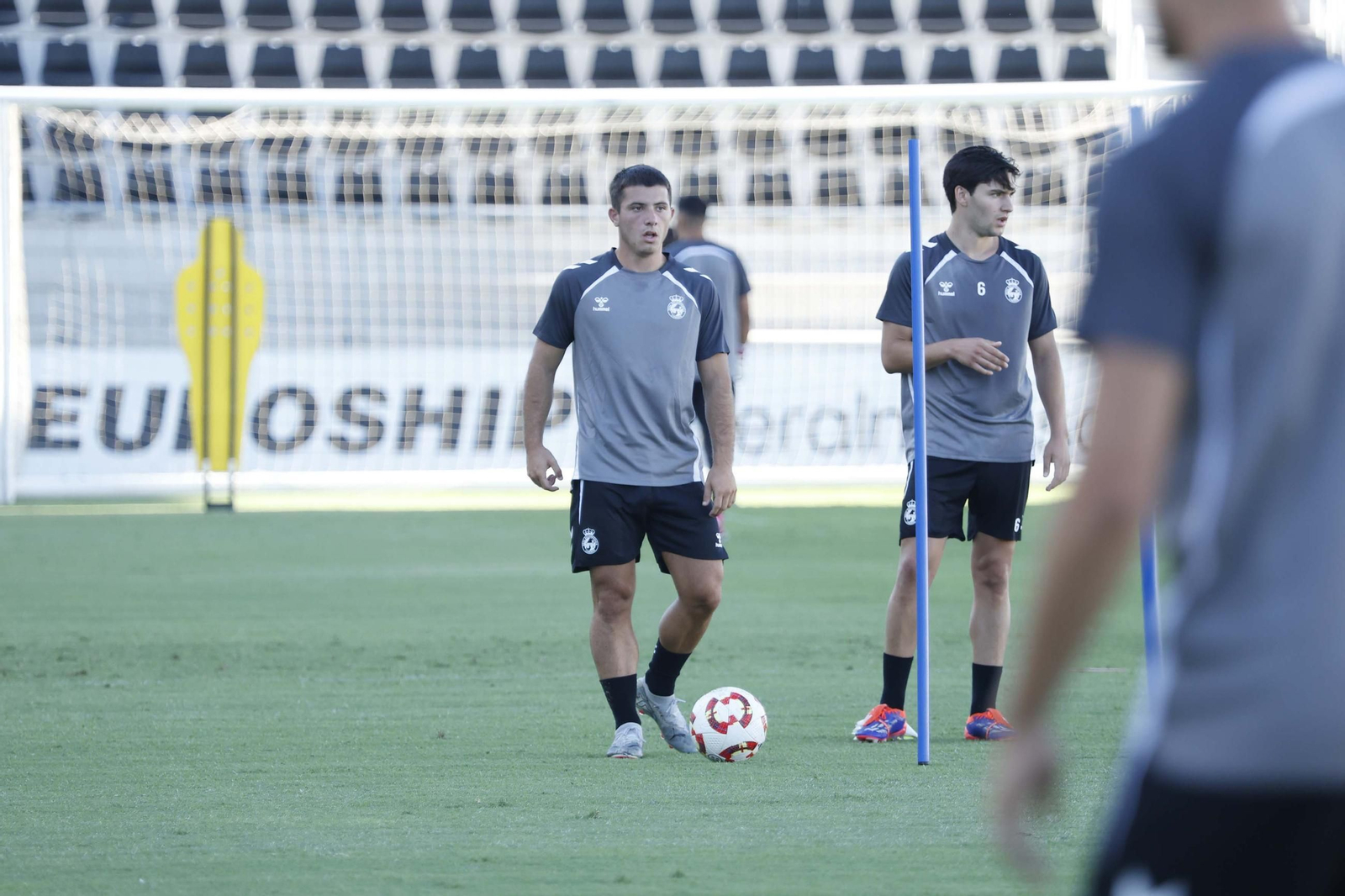 Las fotografías del primer entrenamiento de la Balona 2025-2026