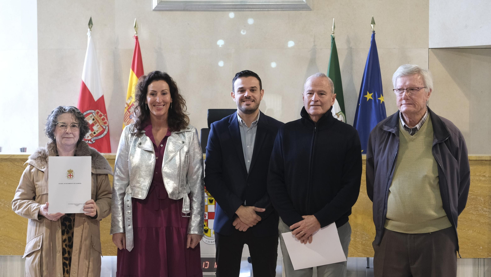 Imágenes de las entregas de subvenciones del Ayuntamiento de Almería a asociaciones de vecinos