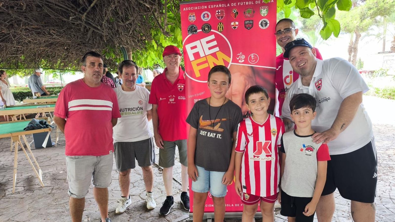 Este deporte es una  alternativa divertida y dinámica para disfrutar del deporte y la convivencia familiar.