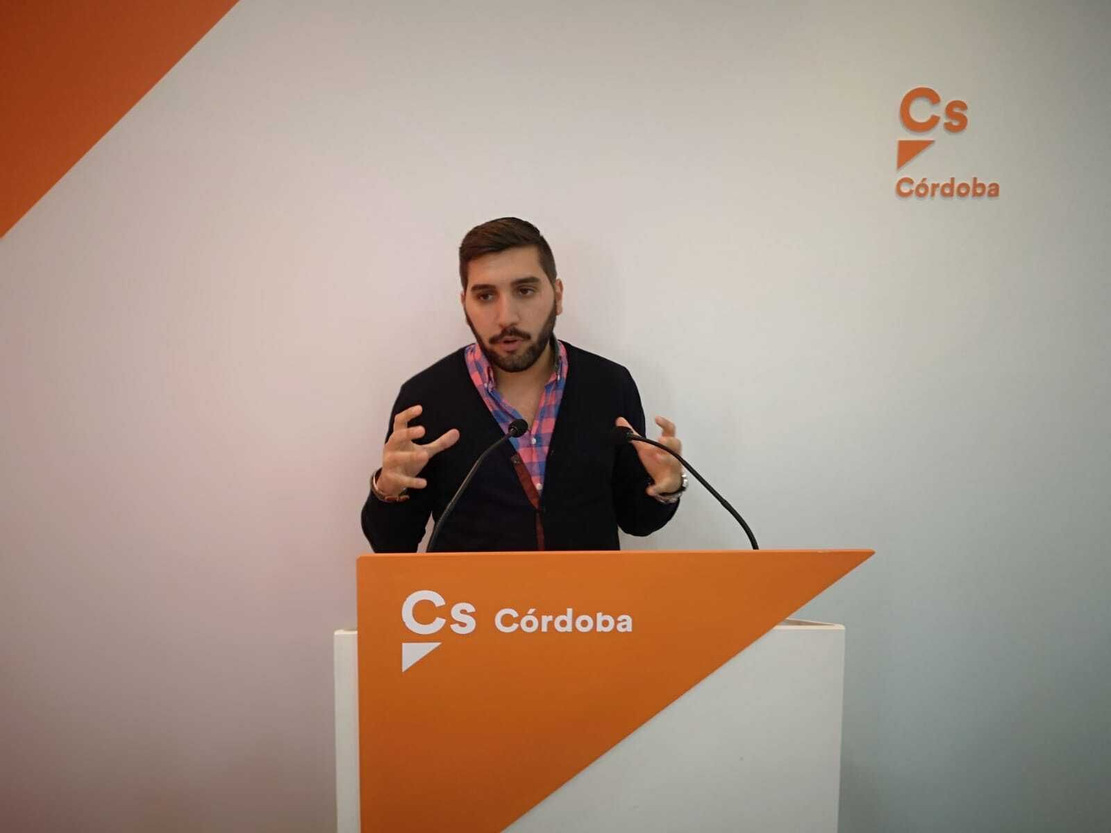 El portavoz de Cs en la Diputación, Miguel Castellano.