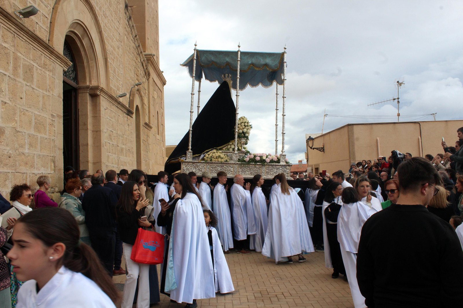 Las imágenes del Domingo de Resurrección en Turre: carreras de San Juan