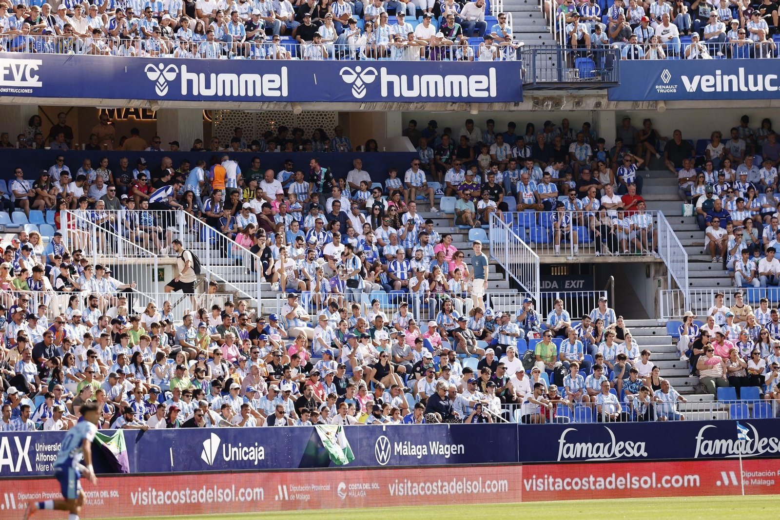 Búscate en las gradas de La Rosaleda durante el Málaga-Andorra