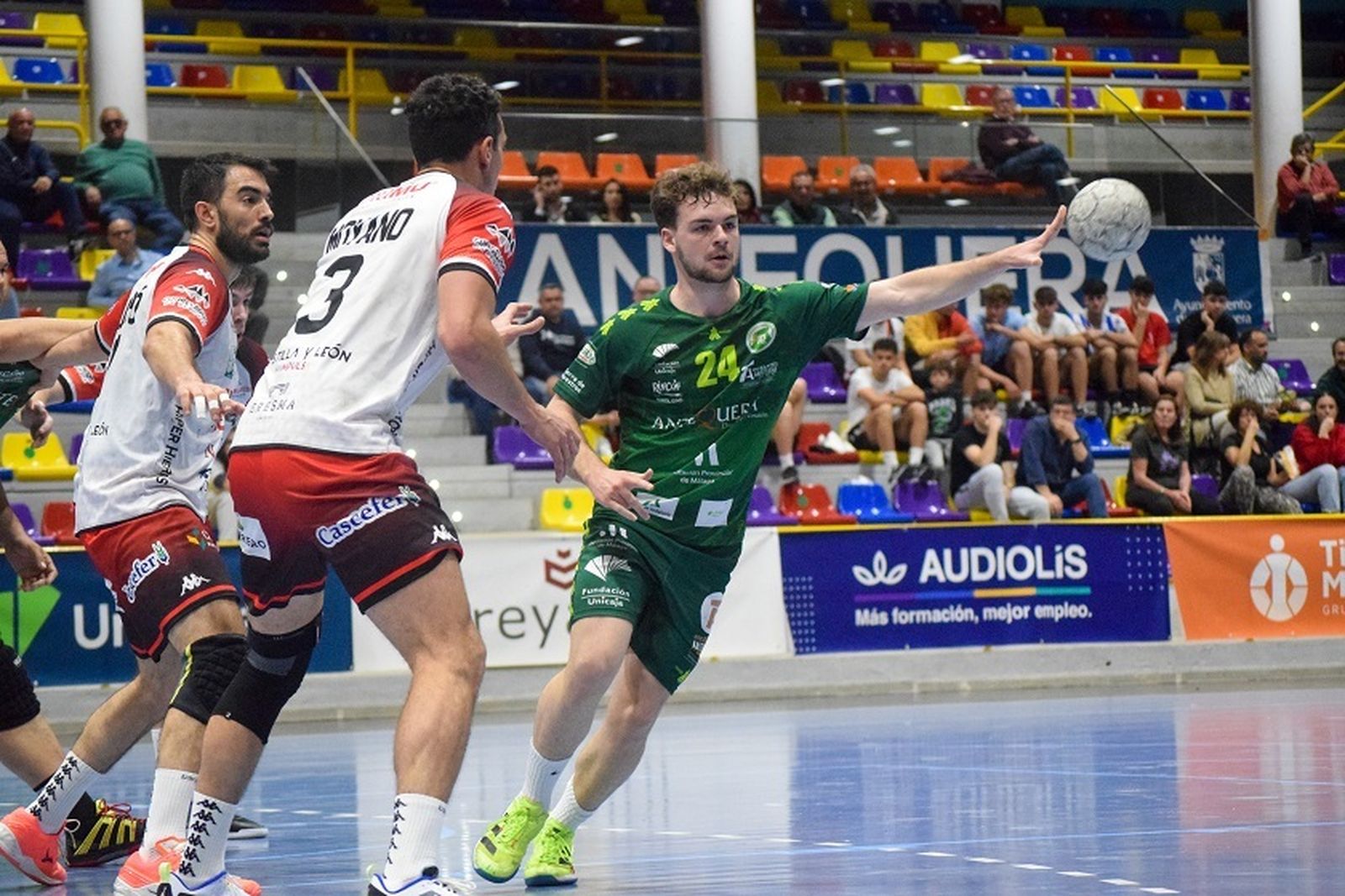 El Dólmenes Antequera cae con orgullo en la segunda ronda de Copa ante Nava (39-43)