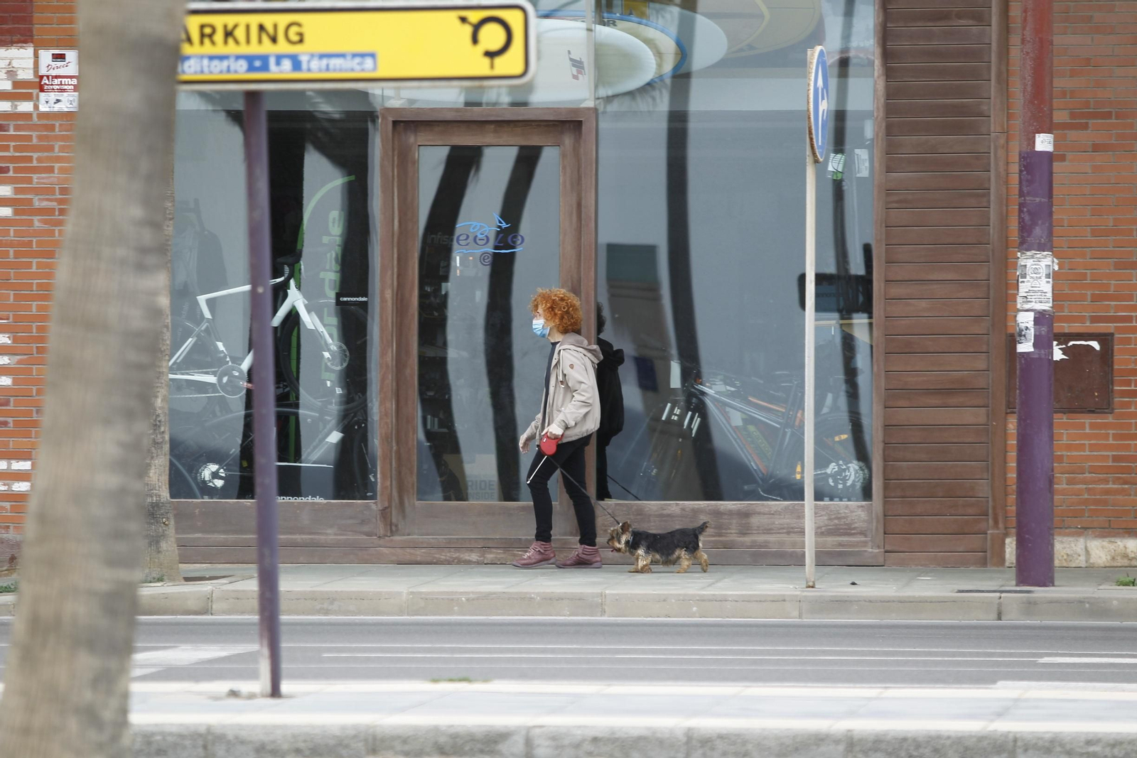 Fotogalería 'Almería, desierta en sábado'. Coronavirus-COVID-19