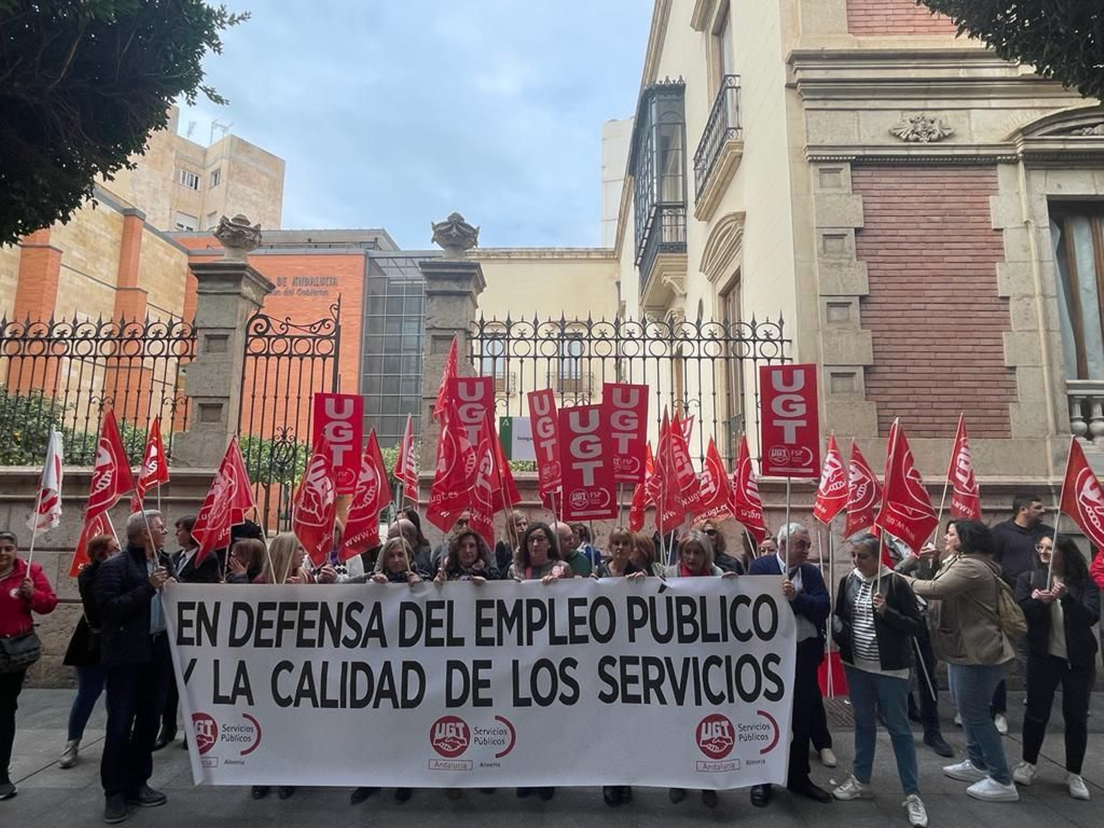 Movilización en defensa del empleo público convocada por UGT Almería este martes