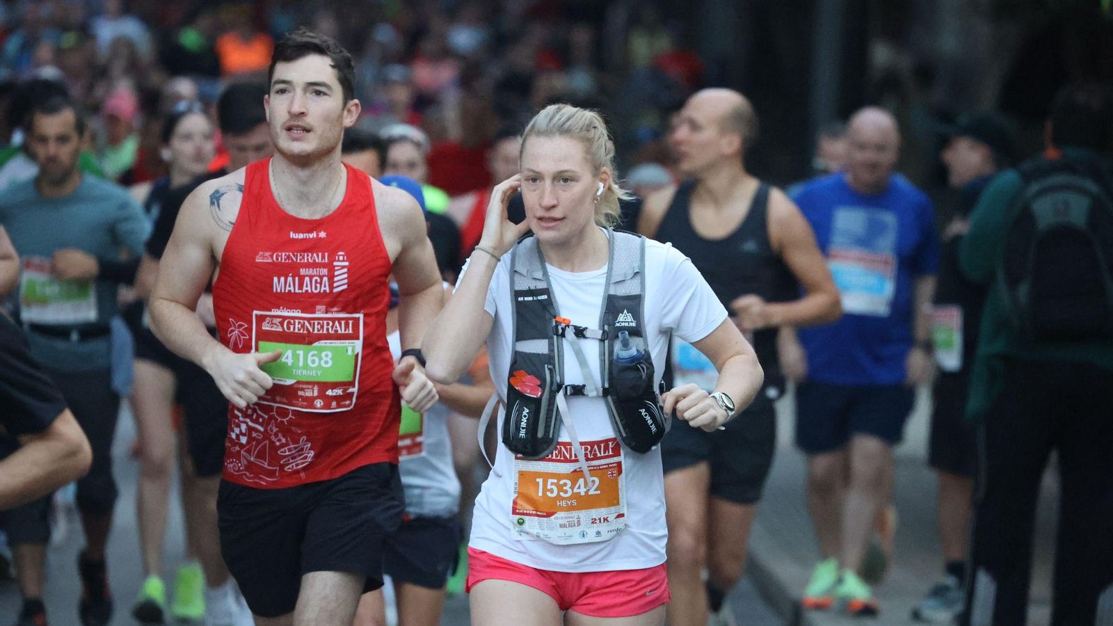 Las mejores fotos de la Maratón de Málaga 2024