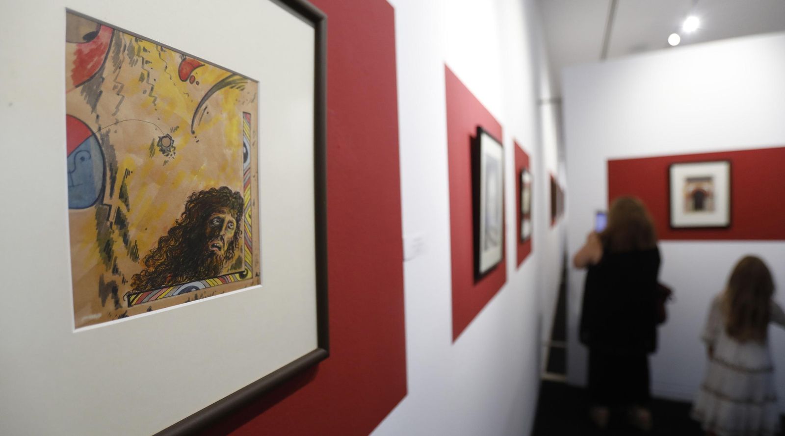 Fotos de la exposición de acuarelas y dibujos de Antonio Torremocha en La Línea