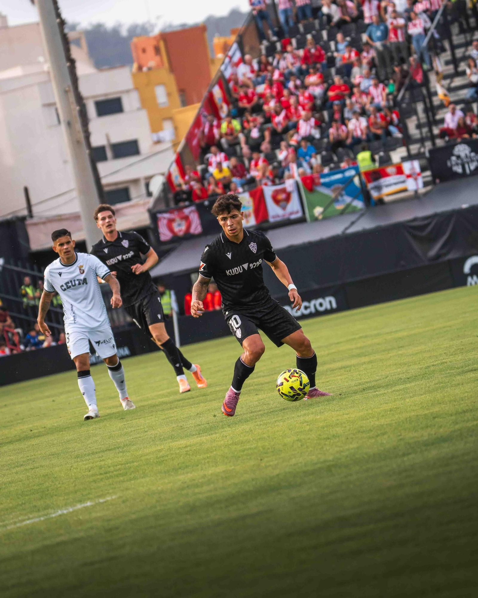 Los aficionados serán compensados tras la suspensión