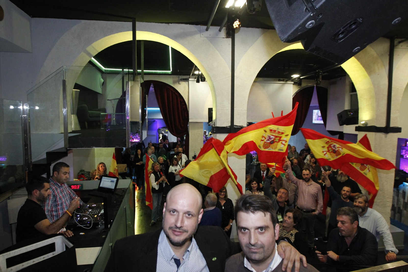 La fiesta de Vox Almería, en imágenes.